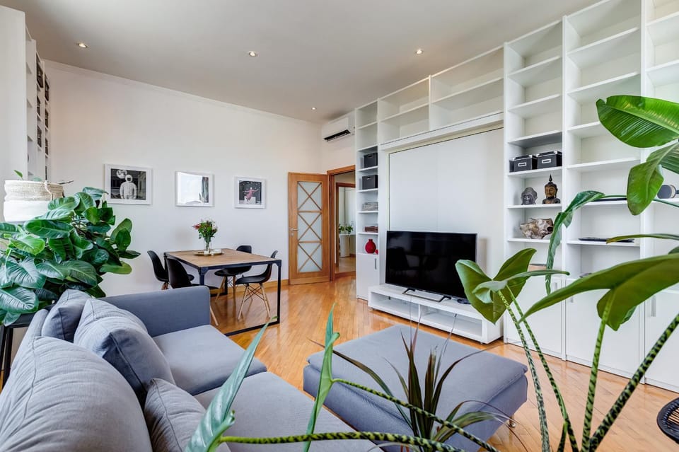 TV and multimedia, Living room, Seating area
