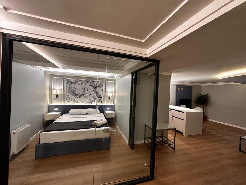 Bed, Photo of the whole room, Bedroom, wardrobe