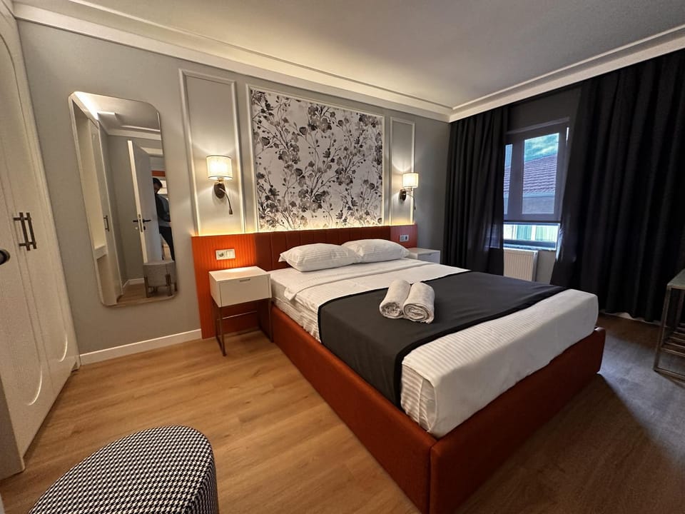 Bed, Bedroom