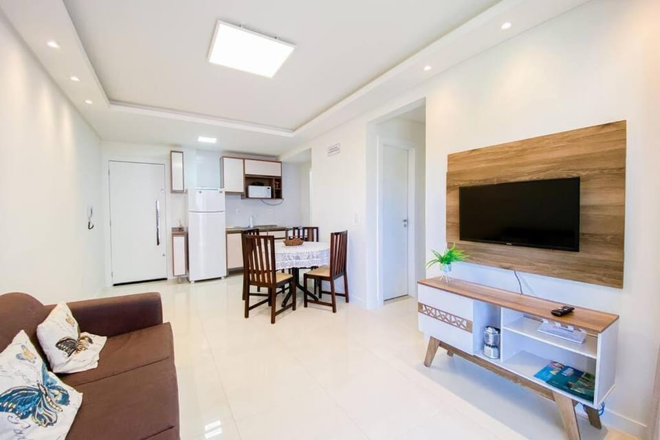 Apto 2 dormitórios na Praia de Palmas - 0132 Apartment in Florianopolis