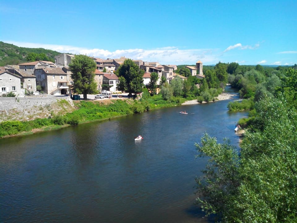 Nearby landmark, Day, Natural landscape, River view