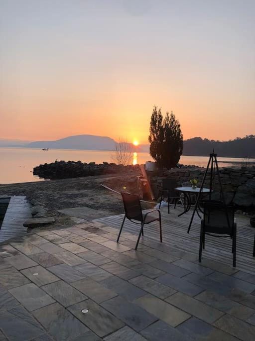 Patio, Sunrise