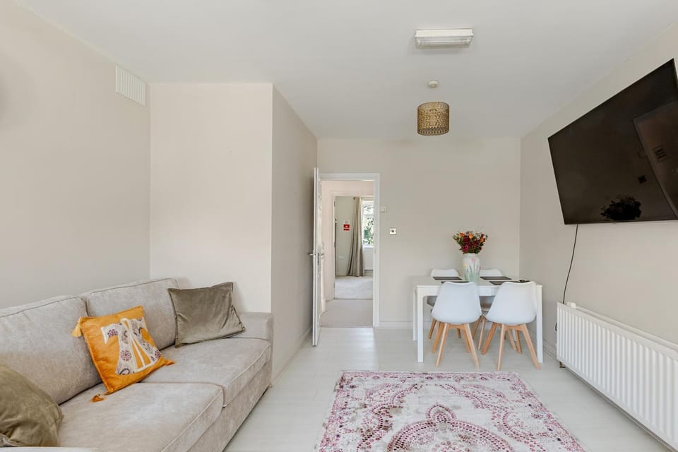 Living room, kitchen