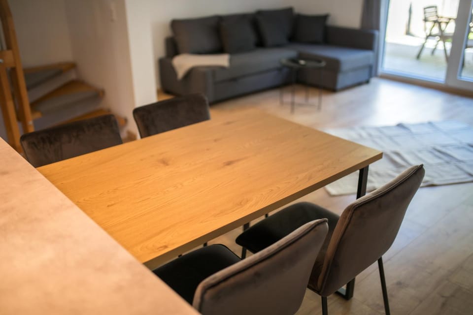 HUGOS Design Apartment am Waldrand - ruhig & modern Apartment in Hesse