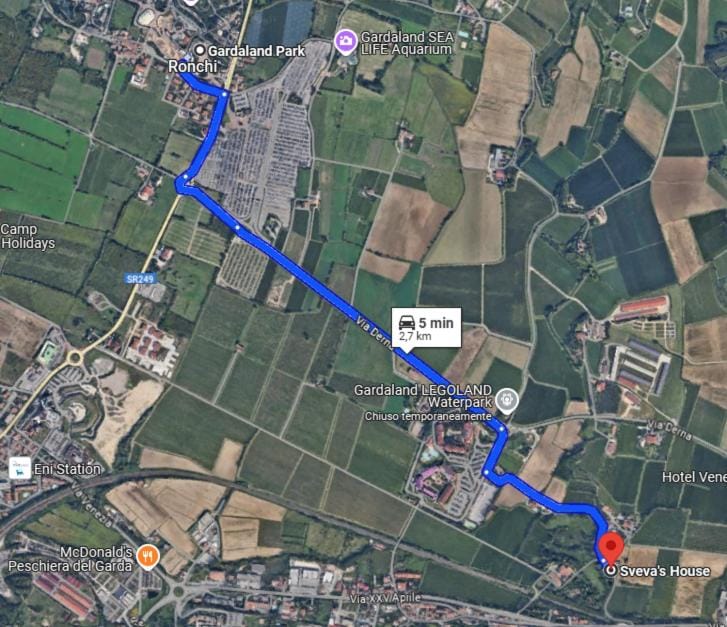 Neighbourhood, Street view