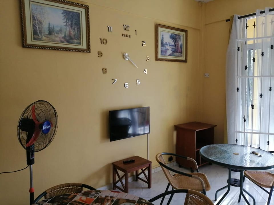 Tropical Holidays MU Apartment in Grand Baie