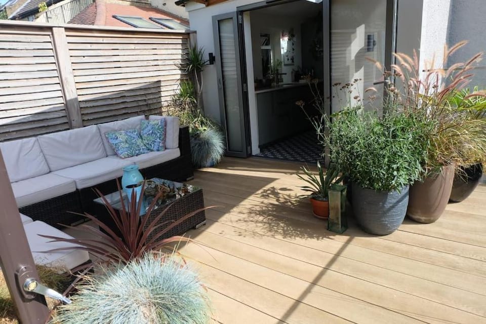 Spring, Balcony/Terrace