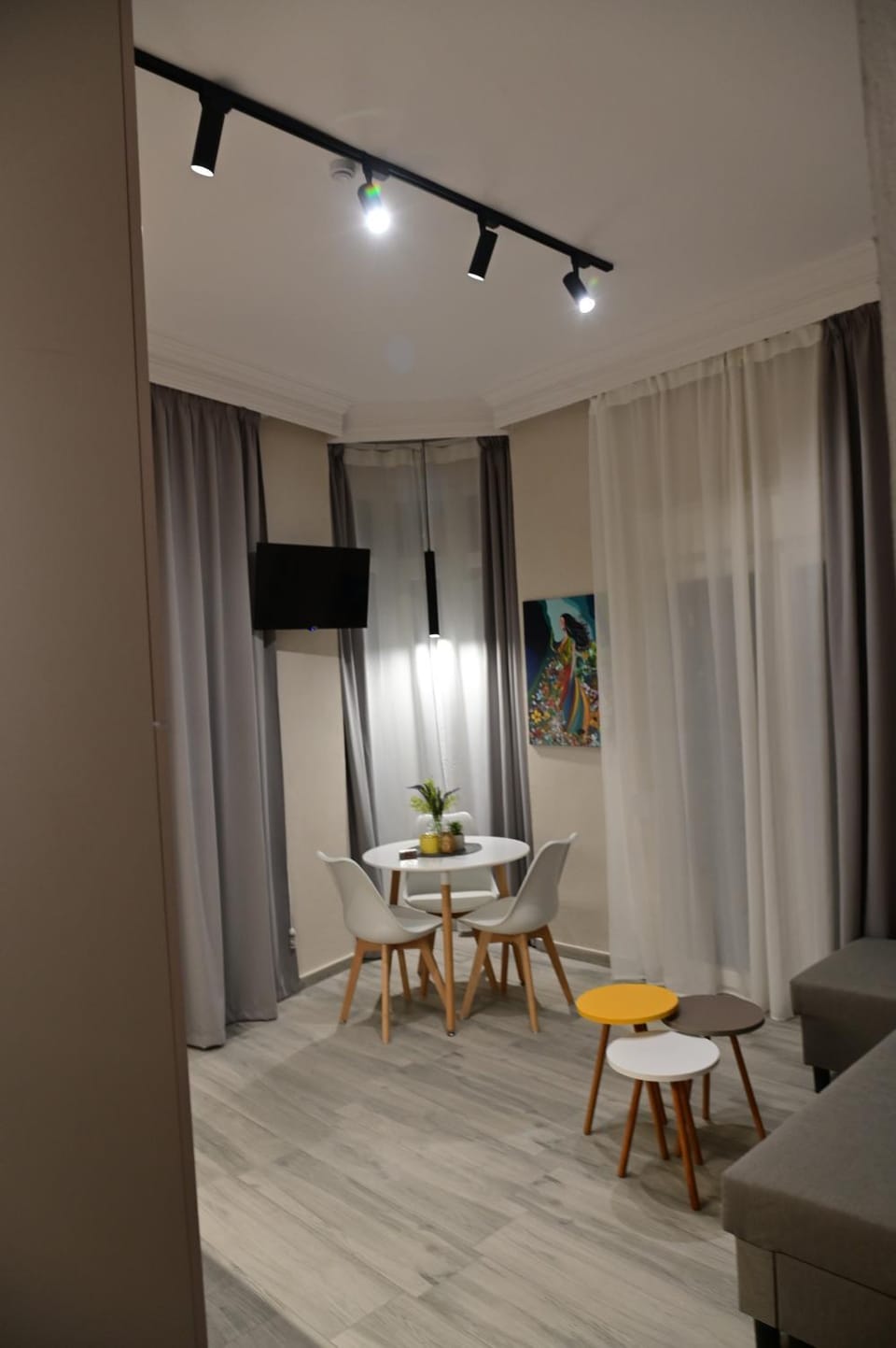 TV and multimedia, Living room, Seating area