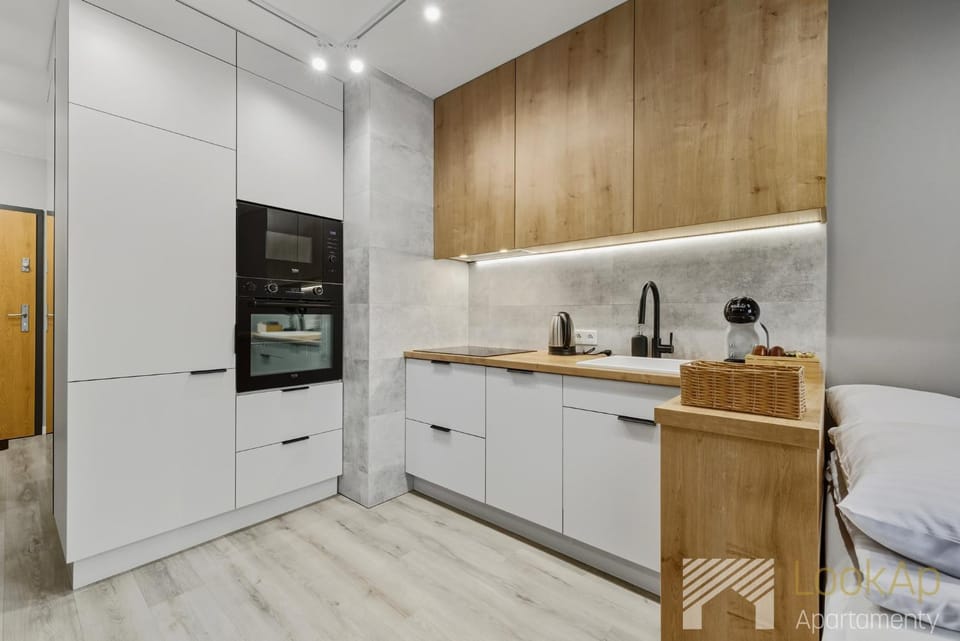 Kitchen or kitchenette, Photo of the whole room