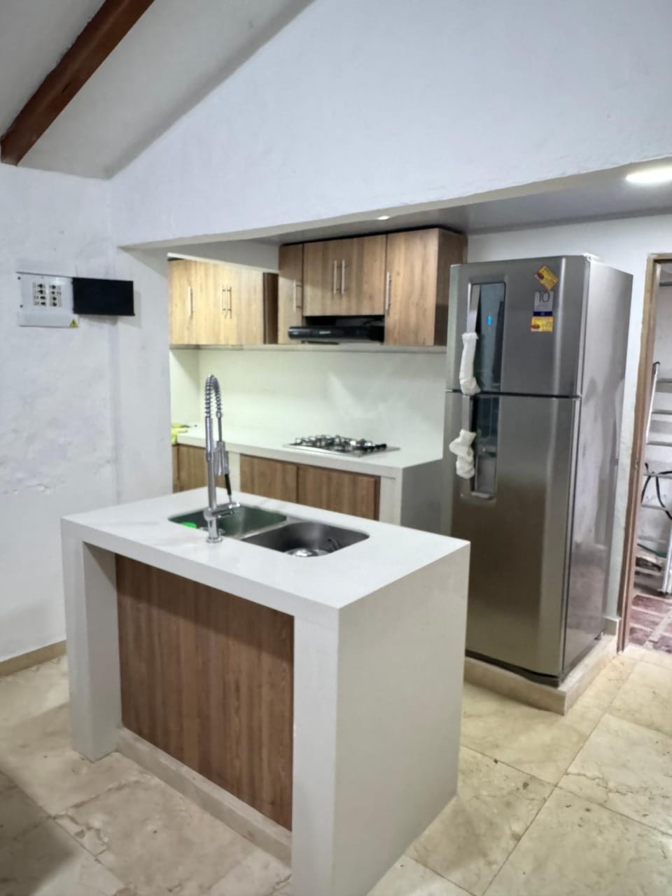 Casa en Rodadero cerca al mar con parqueadero privado Apartment in Gaira