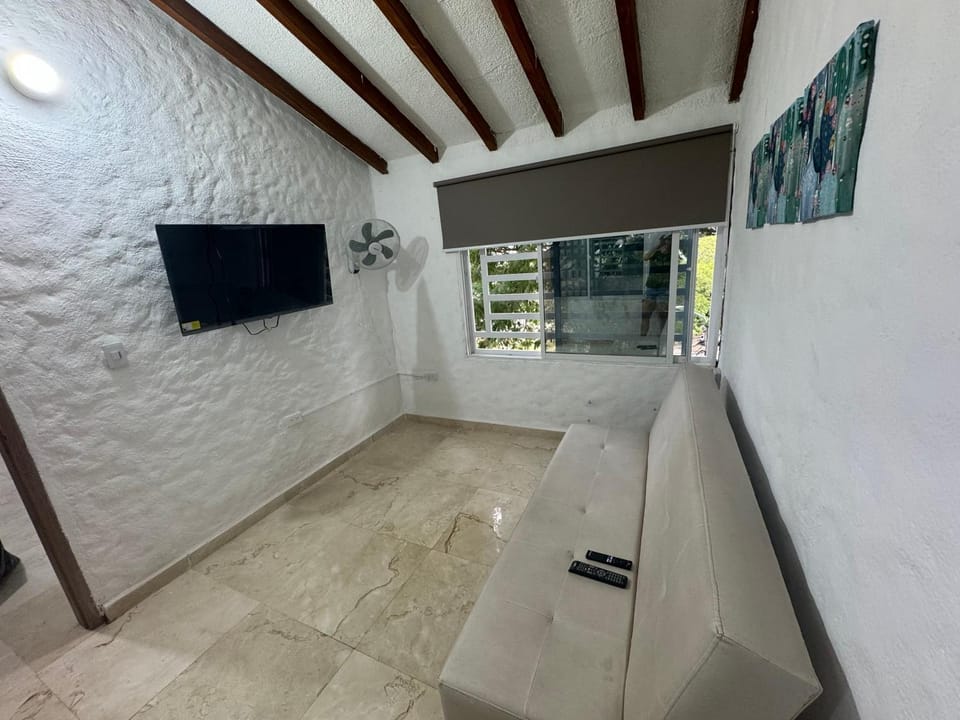 Casa en Rodadero cerca al mar con parqueadero privado Apartment in Gaira