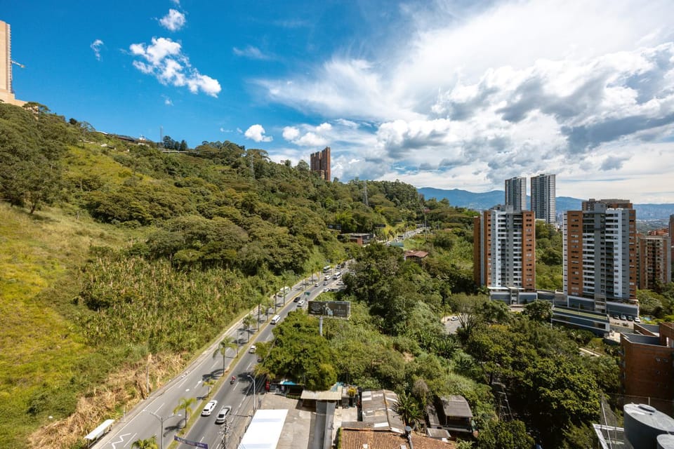Spring, Natural landscape, Balcony/Terrace, City view, Mountain view, Street view, Location