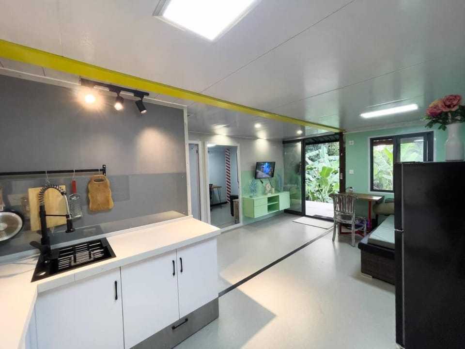 Kitchen or kitchenette, pet friendly