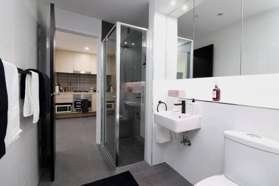 Hidden Gem Apartments by Ready Set Host Apartment in Melbourne
