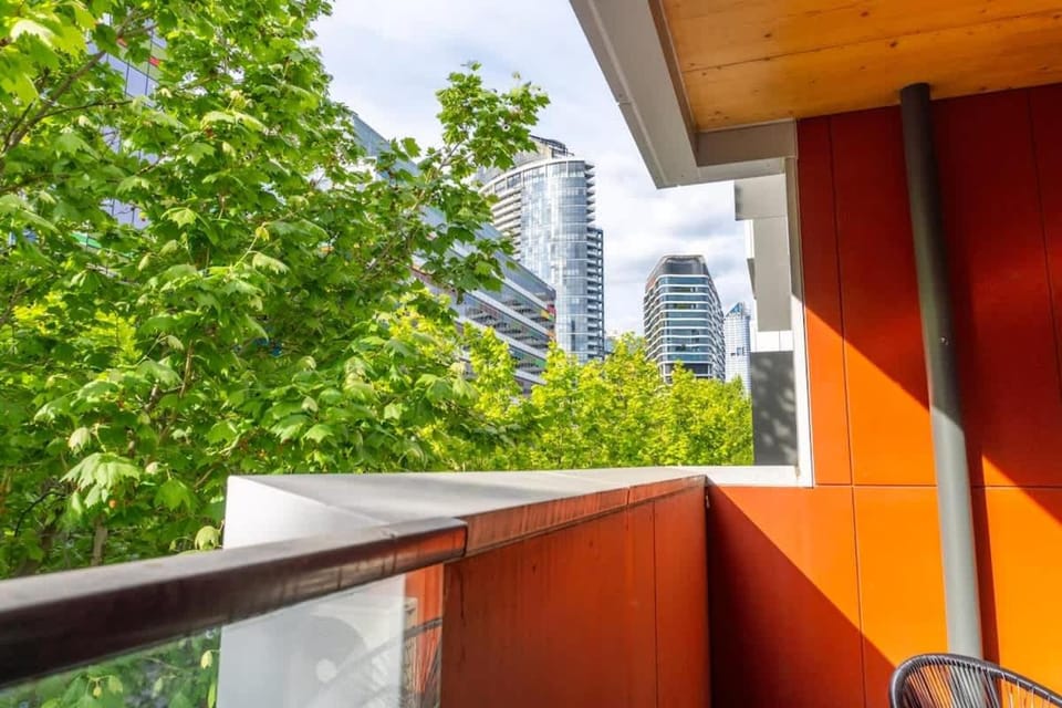 2BR Apt in Docklands WiFi City walk Water nearby Apartment in Melbourne