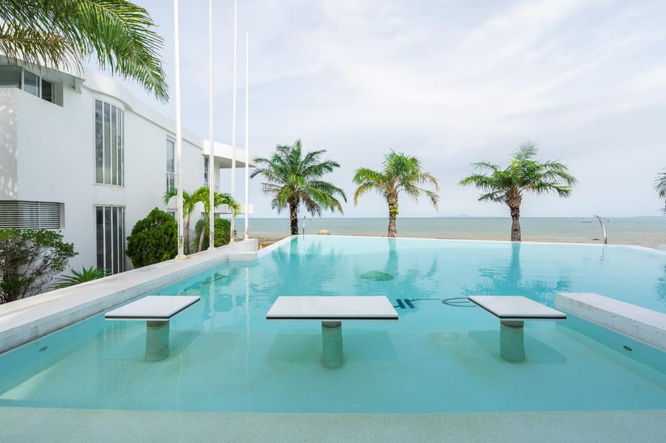 Day, Pool view, Sea view, Swimming pool, Swimming pool