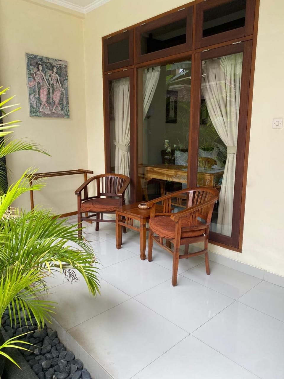 SURFARIS INN on poppies 2 Apartment hotel in Kuta