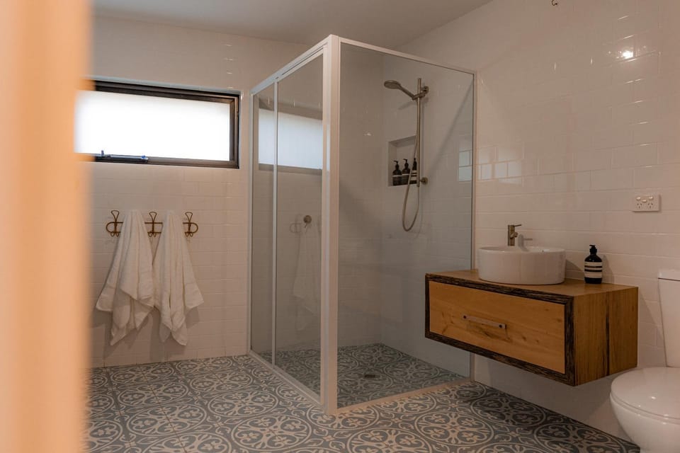 Cooinda - on the beach - Bicheno House in Bicheno