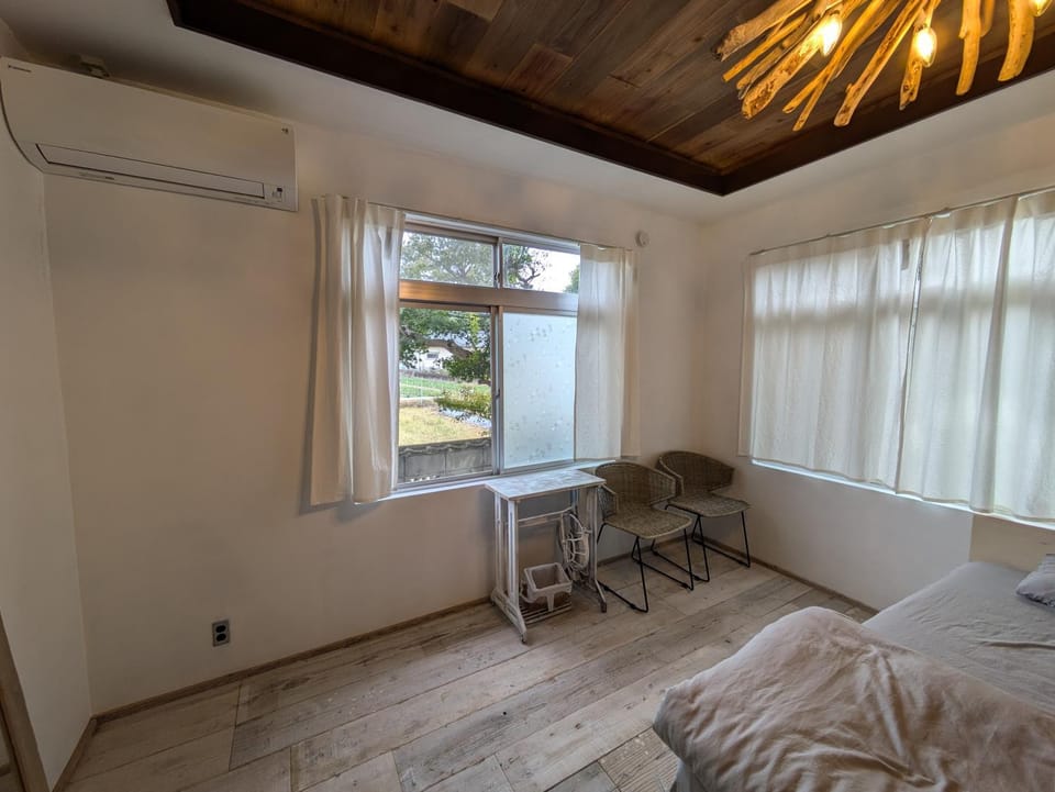 古民家ゲストハウス -Yokado Kirikushi- 穏やかな余暇を瀬戸内の島で Bed and Breakfast in Hiroshima Prefecture