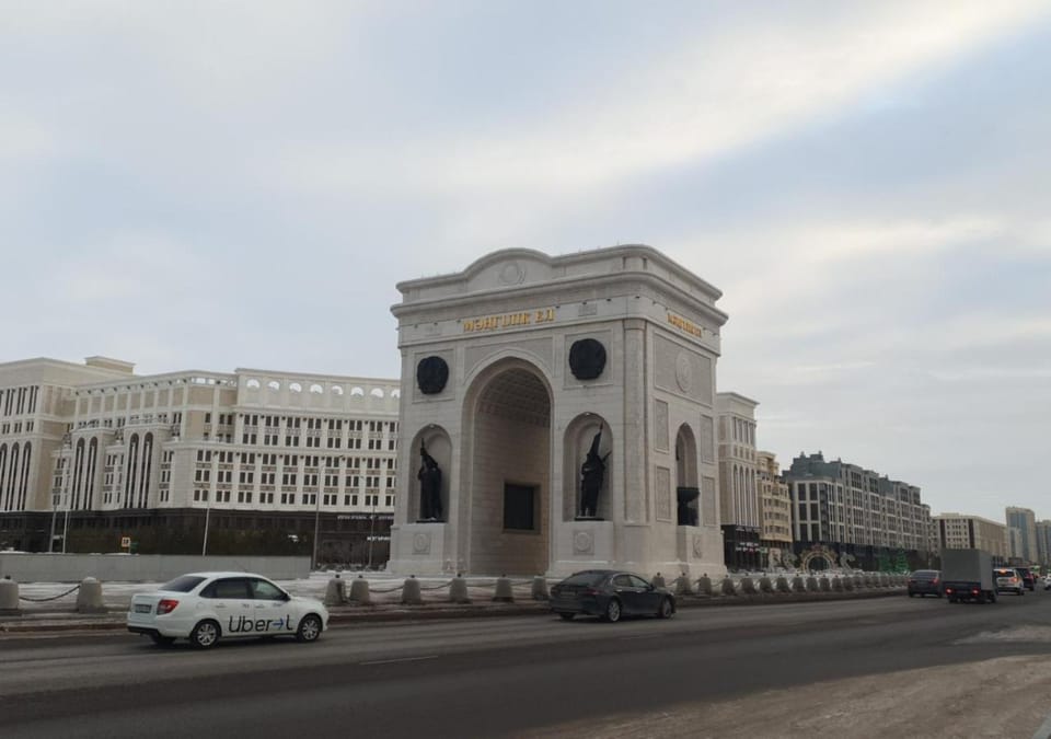 Day, Landmark view, Location, Parking