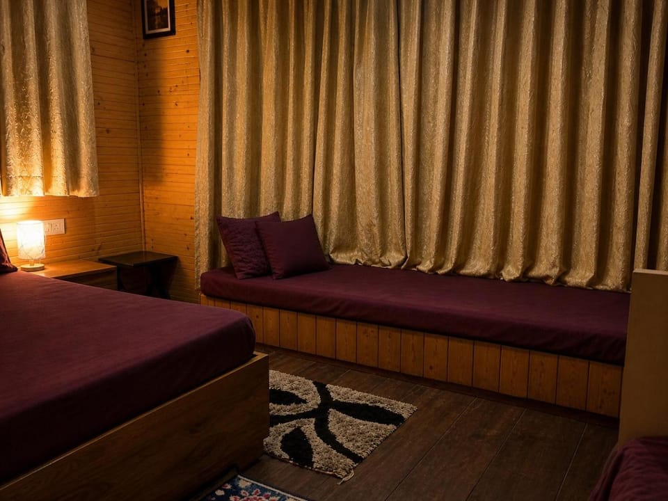 Bougainvilla Mountain Retreat Deluxe Cottages, near Bhimtal Resort in Uttarakhand