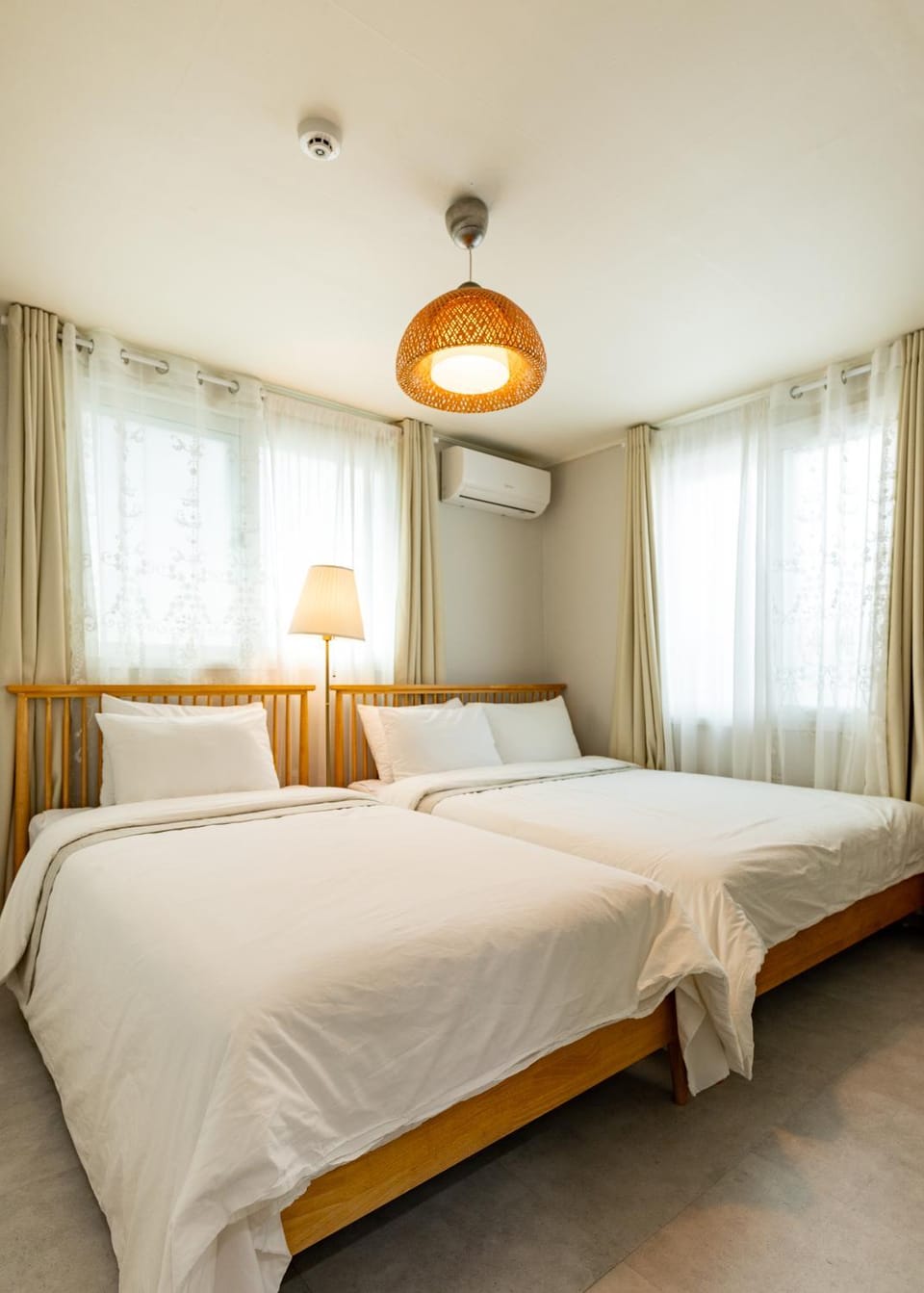 김포공항ㆍ까치산역ㆍ최대11명ㆍ3룸화2ㆍ각방에어컨ㆍ2층독채 Apartment in Seoul