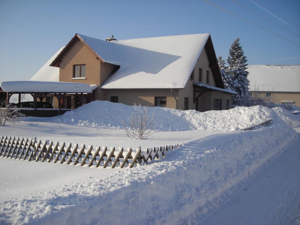 Property building, Winter