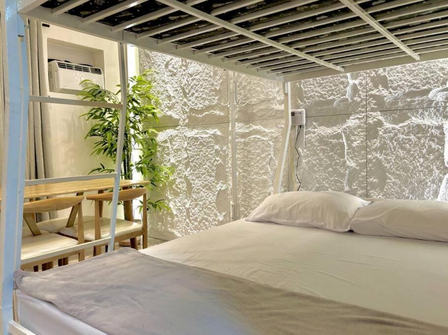 Modern Studio by Airport & Malls Apartment in Davao City