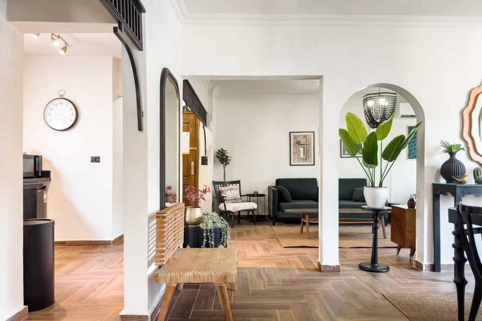 The Exotic 2BDR Apt 5 min from CAI Airport Apartment in Cairo Governorate