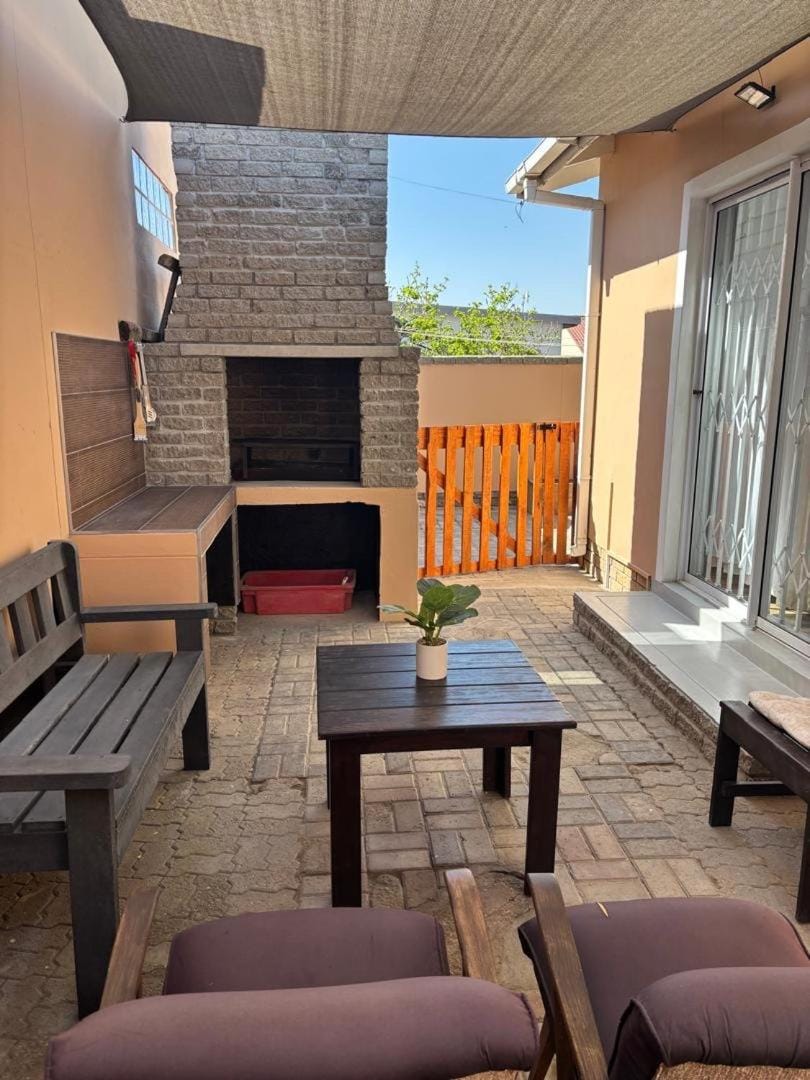 36 Schwester Frieda Vineta Self Catering Flat Apartment in Namibia