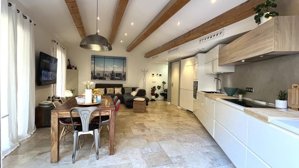 TV and multimedia, Living room, Dining area, kitchen