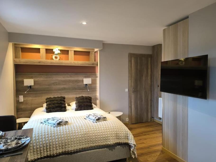 Grand Studio Place Morny refait à neuf Apartment in Deauville