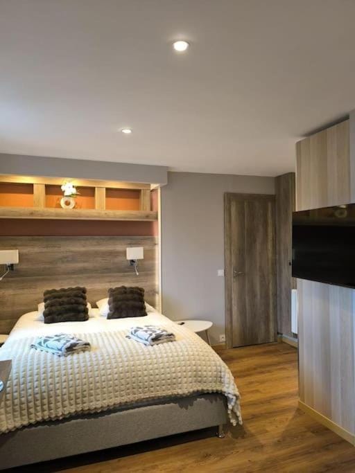 Grand Studio Place Morny refait à neuf Apartment in Deauville