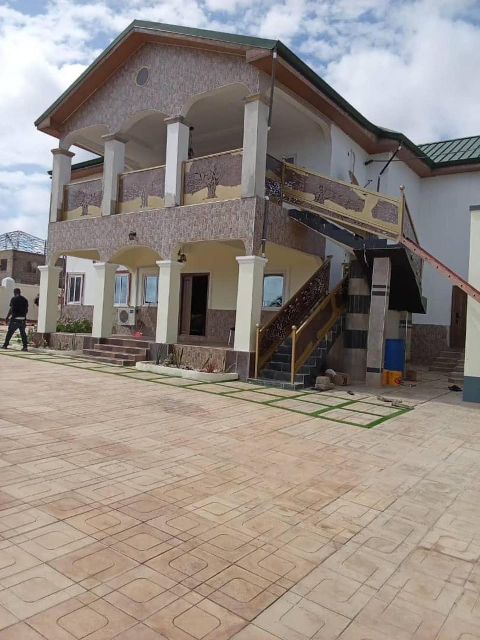 5 Bed House - Sleeps 8 - Wifi - Parking House in Central Region, Ghana