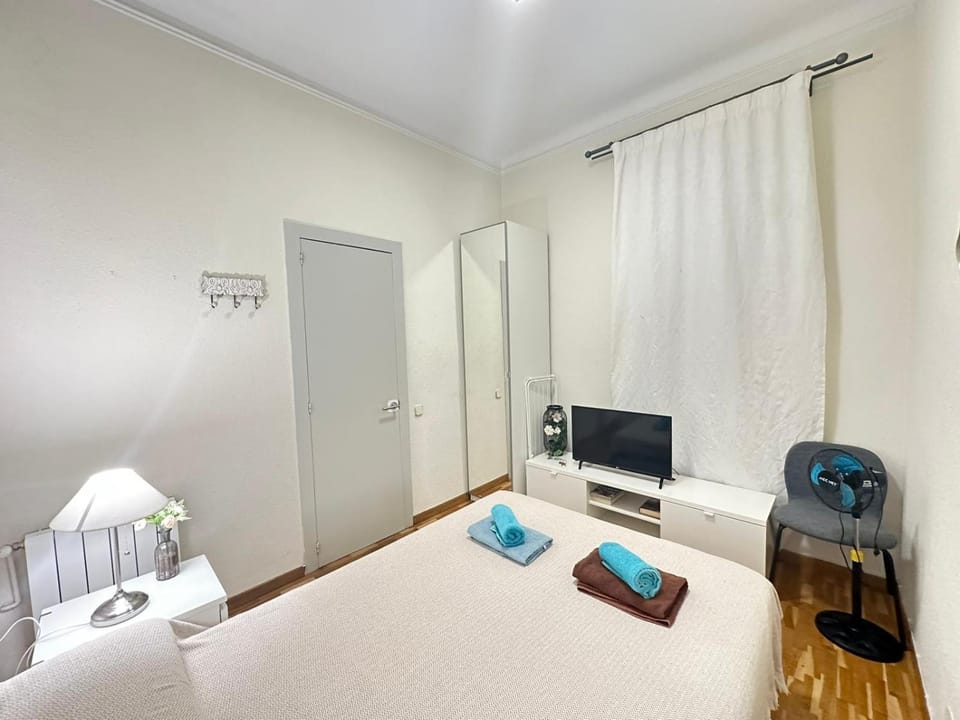 Rooms Aribau Bed and Breakfast in Barcelona