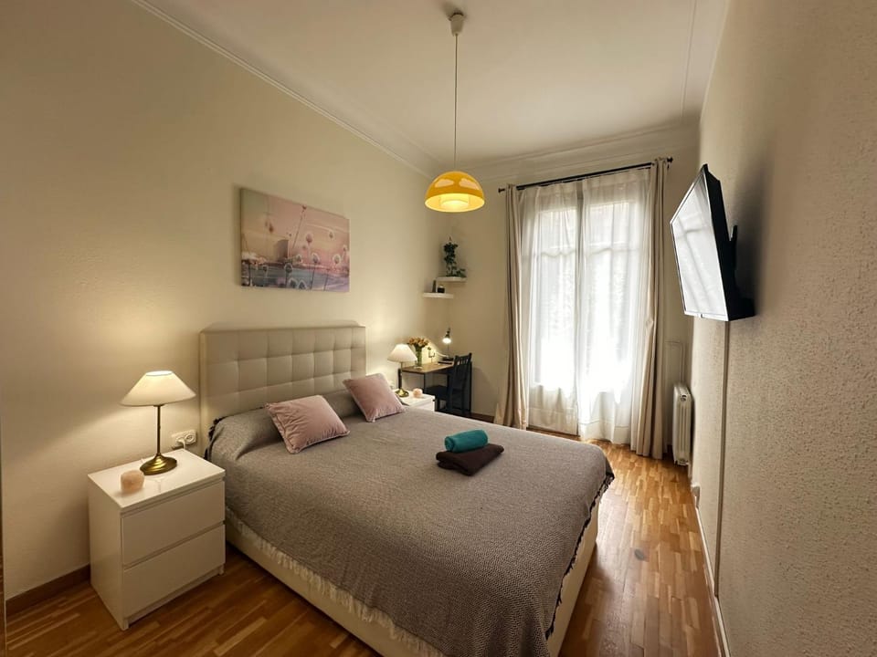 Rooms Aribau Bed and Breakfast in Barcelona