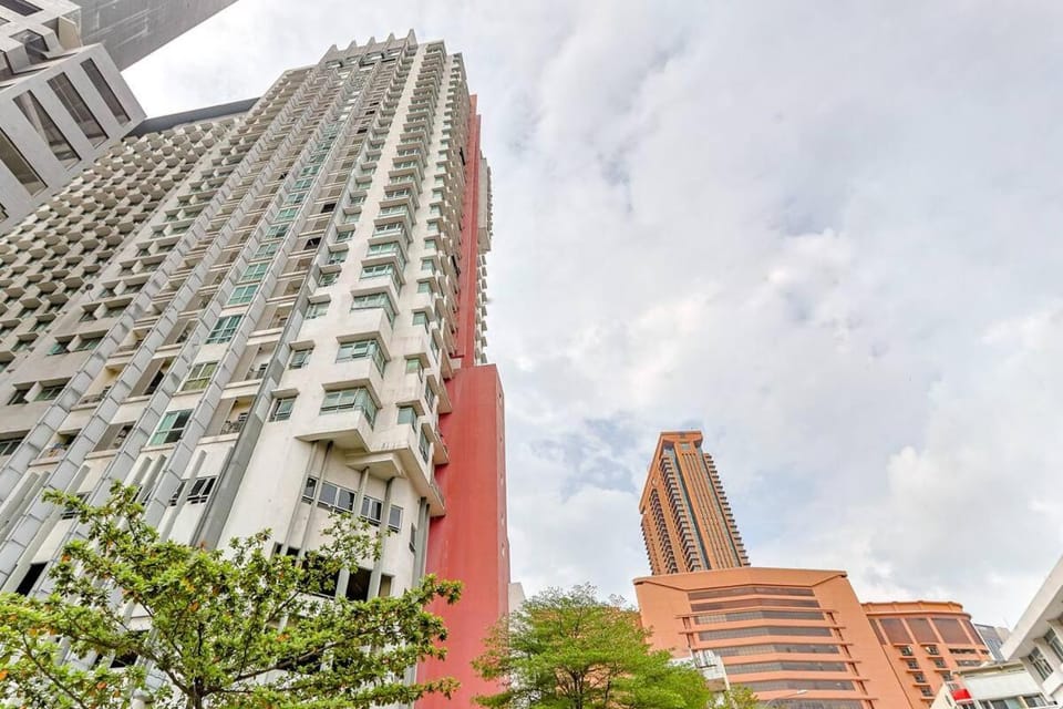 Property building, Day, City view