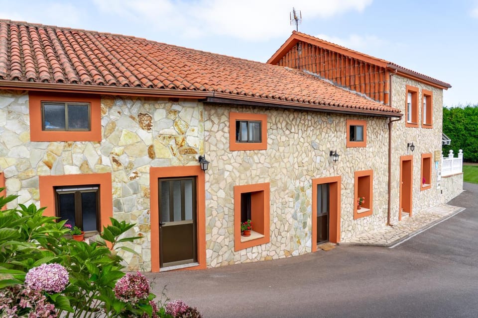 Casa Monterriundo I y Apartamento Monterriundo II House in Asturias