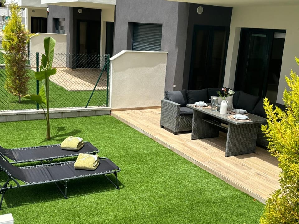 Balcony/Terrace, Balcony/Terrace