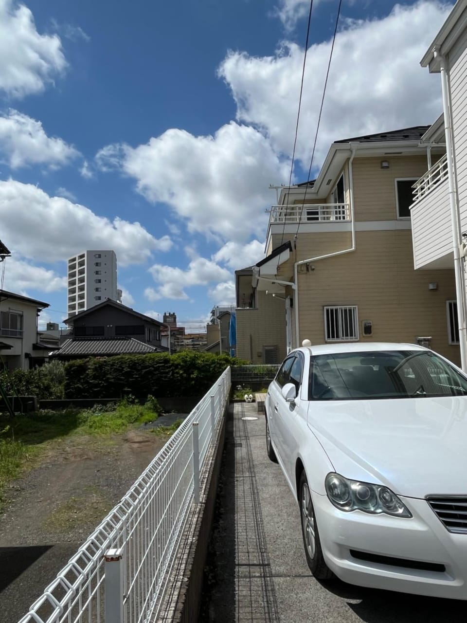 サンムーン鶴間 Bed and Breakfast in Kanagawa Prefecture