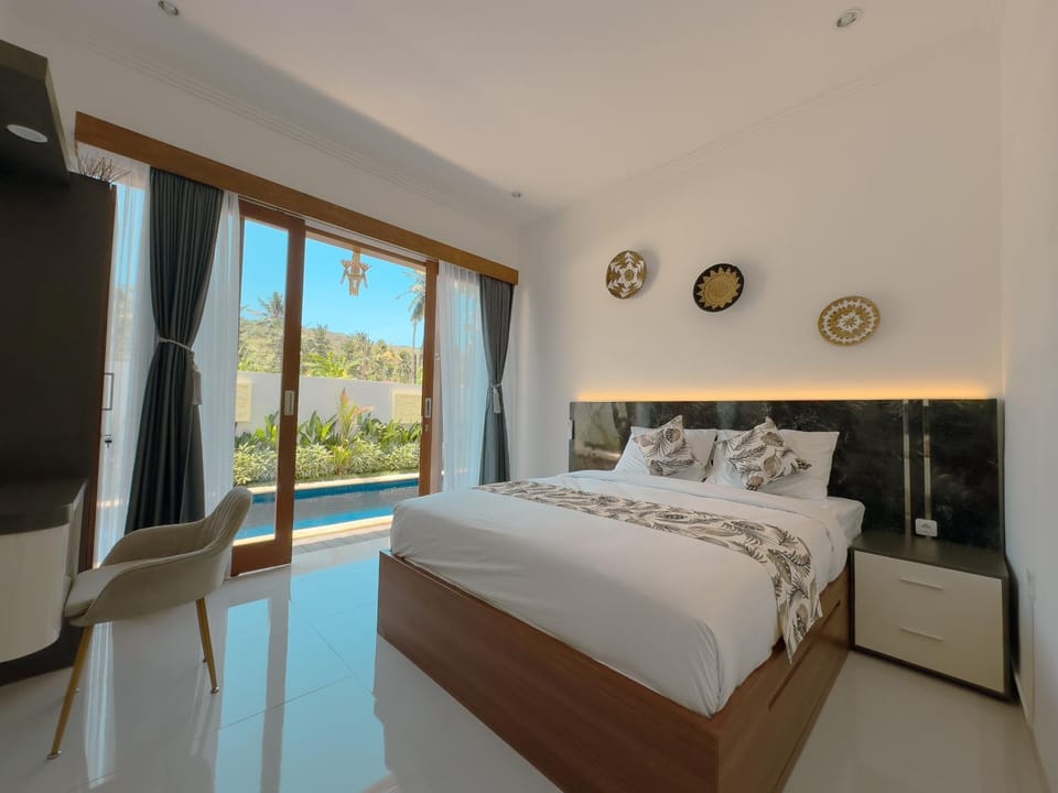 Bed, Photo of the whole room