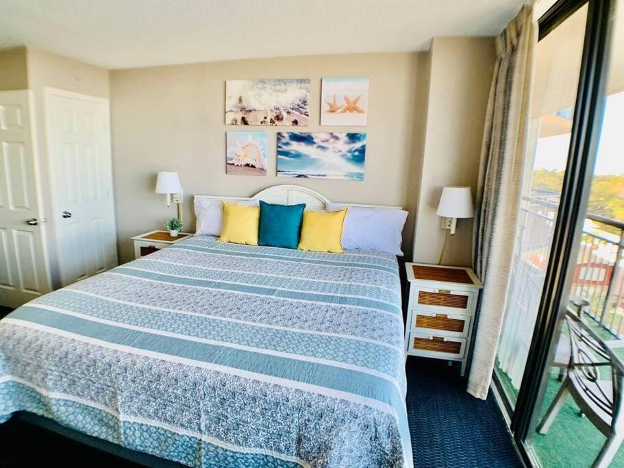 Alluring 1Br Oceanview Suite! Dogs Welcome! 704 Apartment in Myrtle Beach