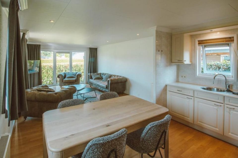 2 - 4-person Wilbrink chalet Resort in Gelderland, Netherlands