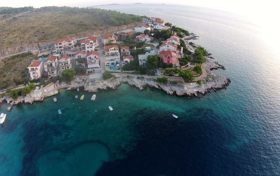 Day, Bird's eye view