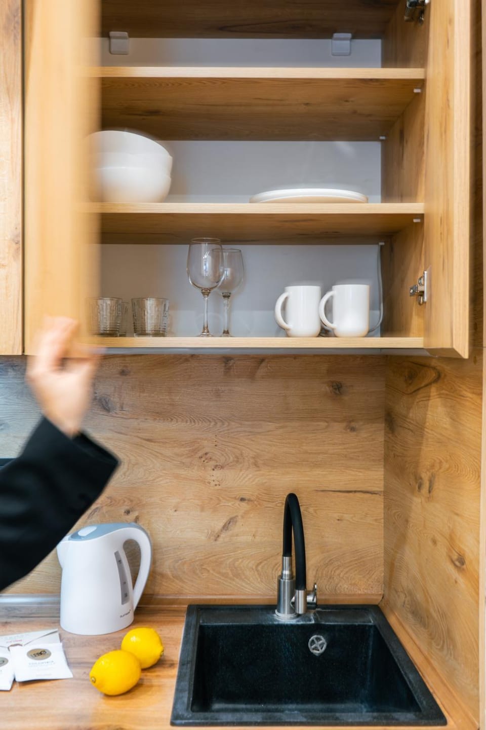 Coffee/tea facilities, Kitchen or kitchenette