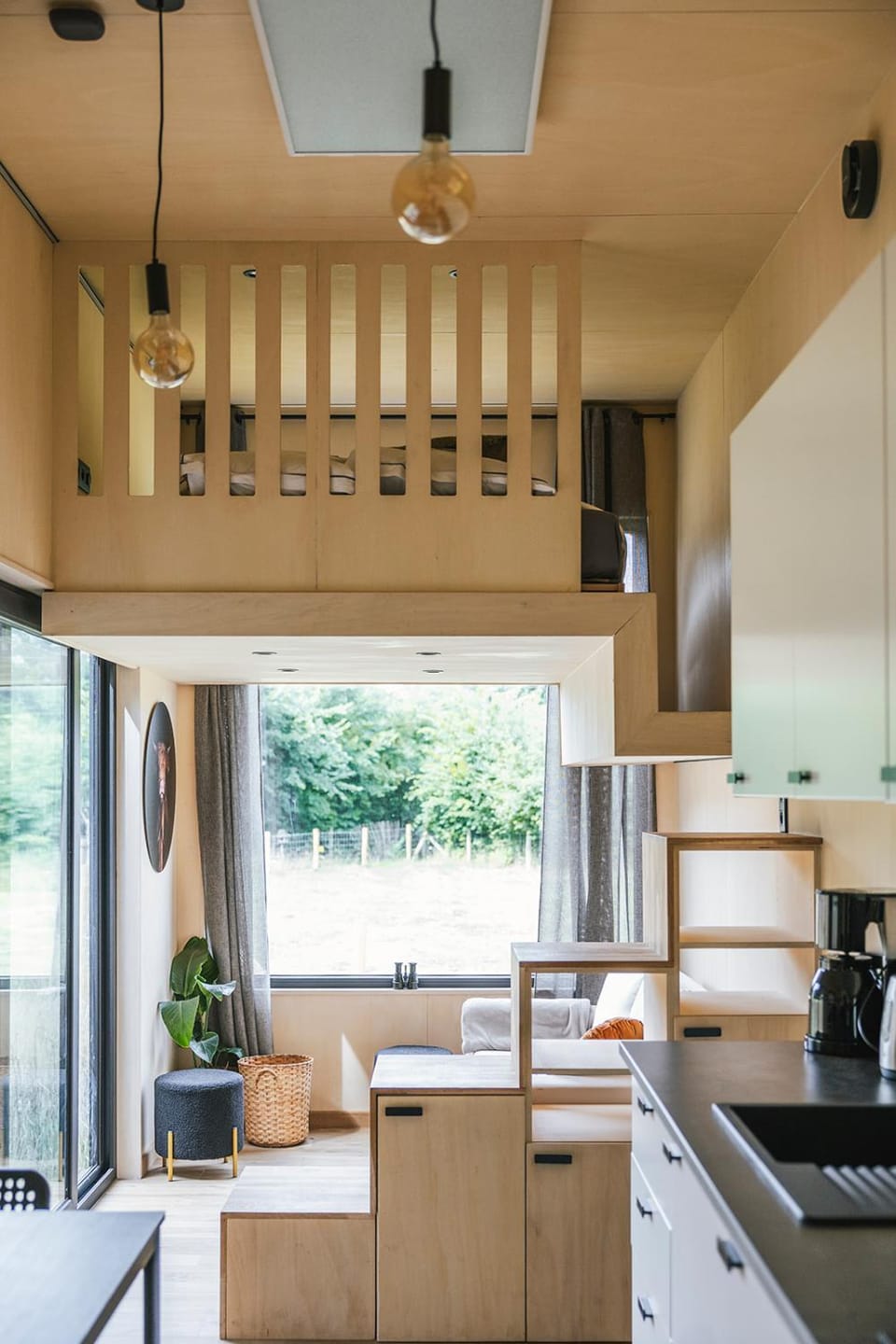 Kitchen or kitchenette, oven, pet friendly, stove