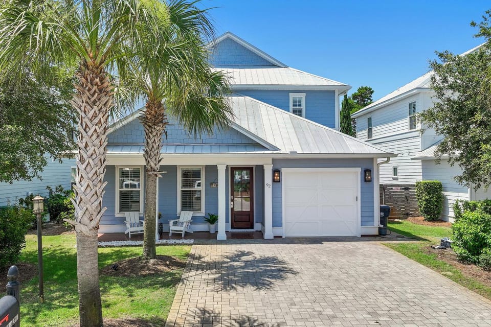 Blue Fish Bungalow House in South Walton County
