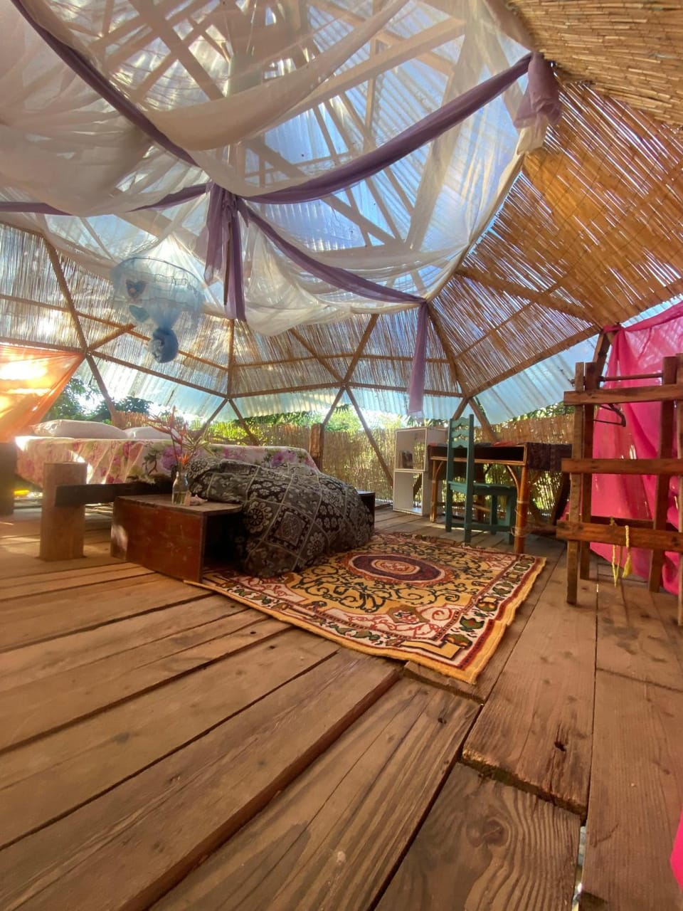 Domo géodesico na árvore Campground/ 
RV Resort in State of Bahia