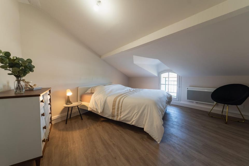 Le Petit Verger, cosy 5 people Bed and Breakfast in Nouvelle-Aquitaine