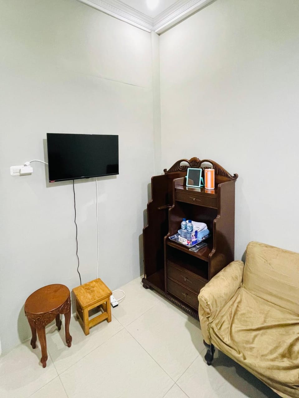 Communal lounge/ TV room, Bed, TV and multimedia, Photo of the whole room, Bedroom